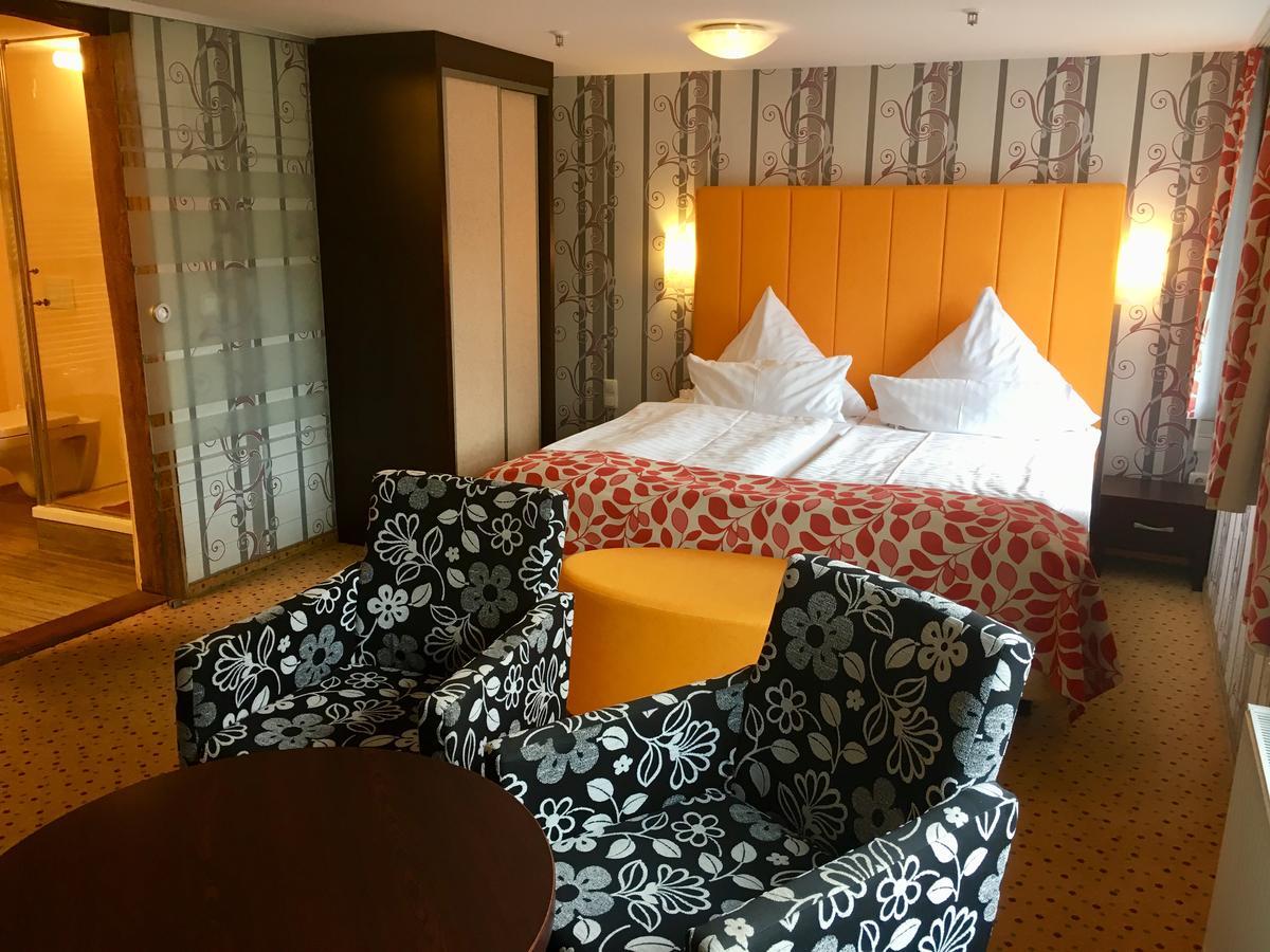 Maerchenhotel 베르겐 아우프 뤼겐 외부 사진