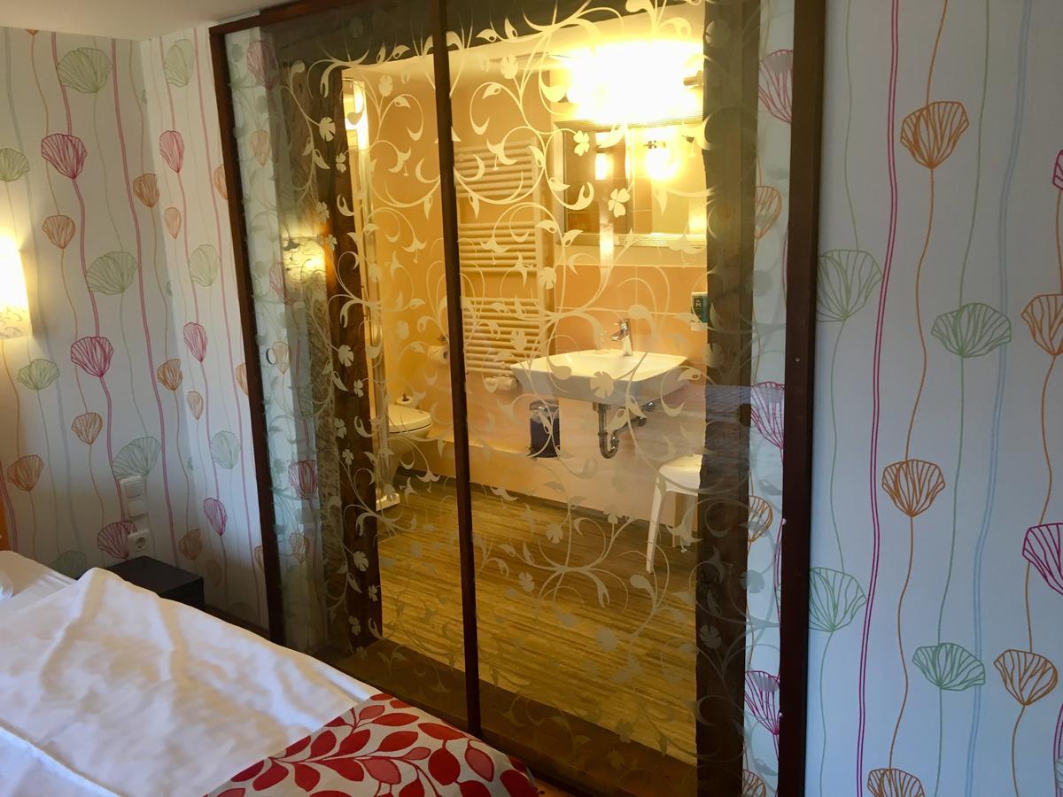 Maerchenhotel 베르겐 아우프 뤼겐 외부 사진